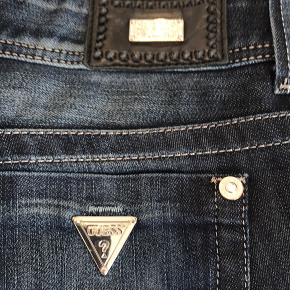 Guess premium daredevil bootcut. Deep indigo wash. Very dressy. - Picture 8 of 16